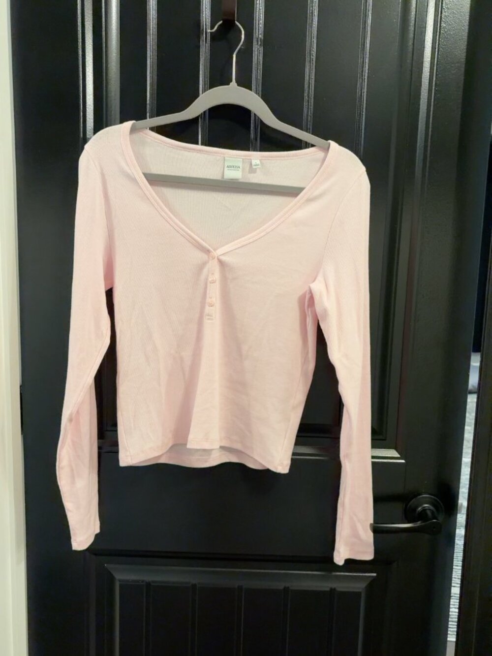 Aritzia Light Pink Ribbed Henley Long Sleeve Top Size L NWOT